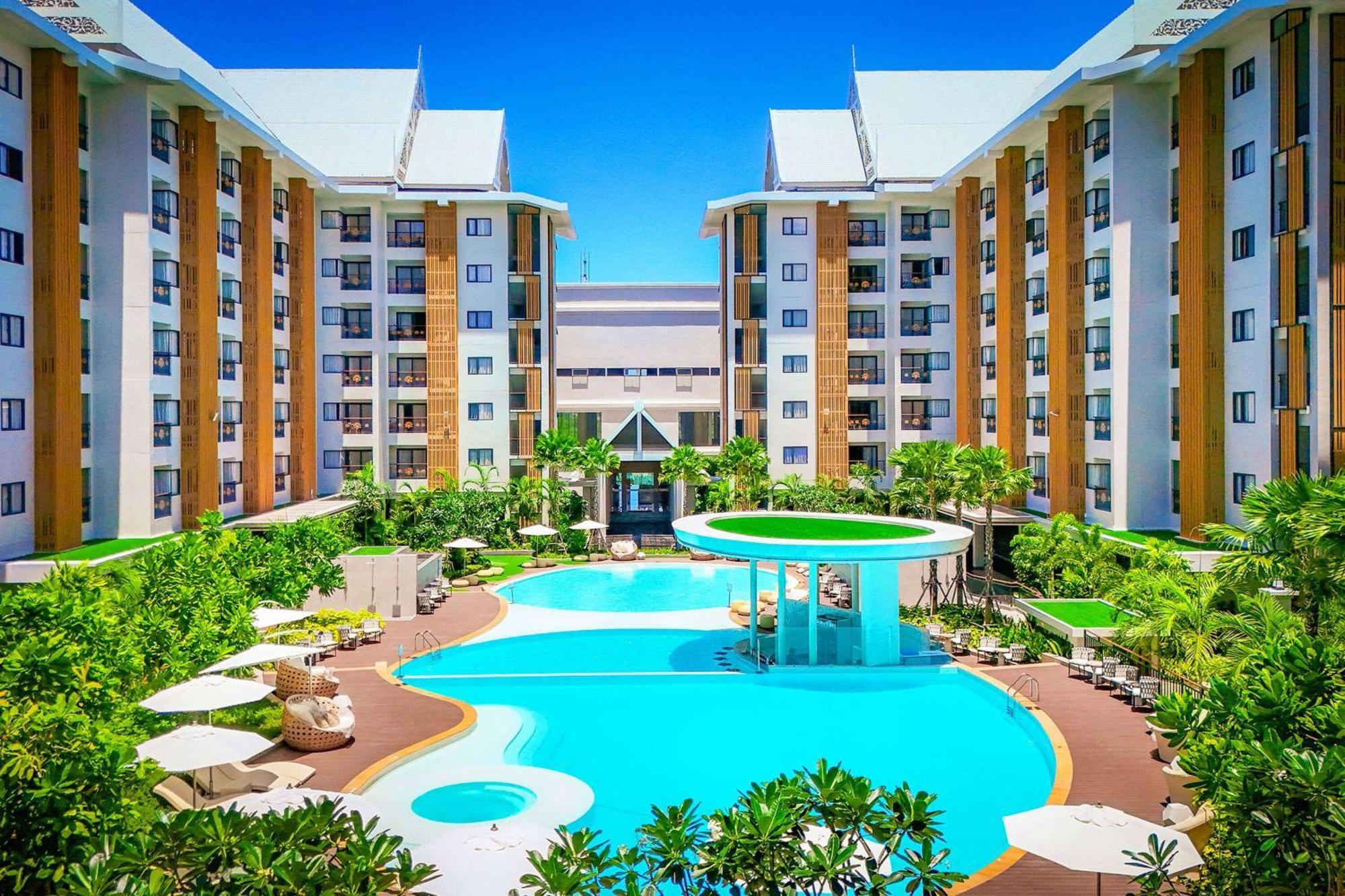 Hotel Wyndham Jomtien Pattaya à Na Chom Thian Extérieur photo