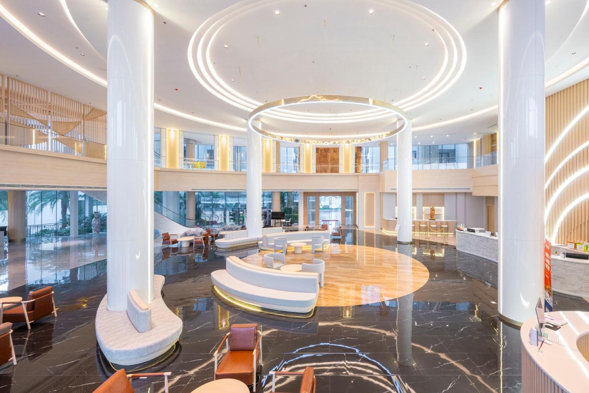 Hotel Wyndham Jomtien Pattaya à Na Chom Thian Extérieur photo